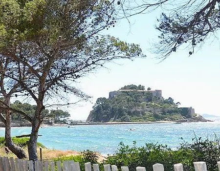 Maeva Escapades Parc Valrose 4*